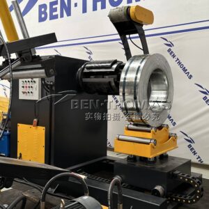 C U Strut roll former