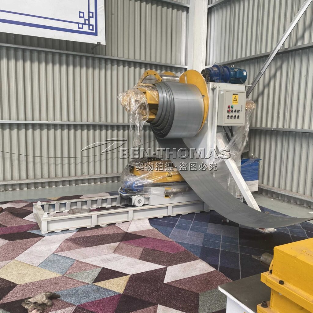 road highway safety guardrail making machine