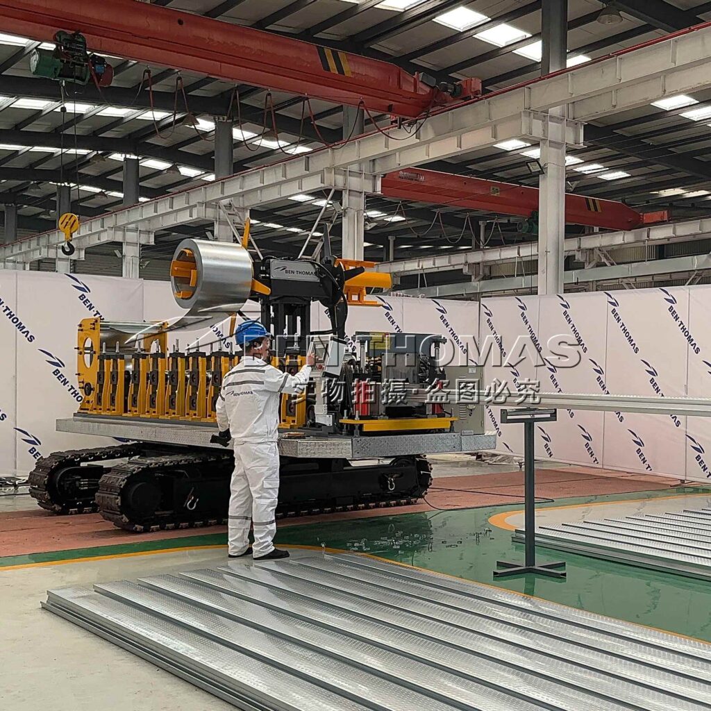 Greenhouse gutter machine