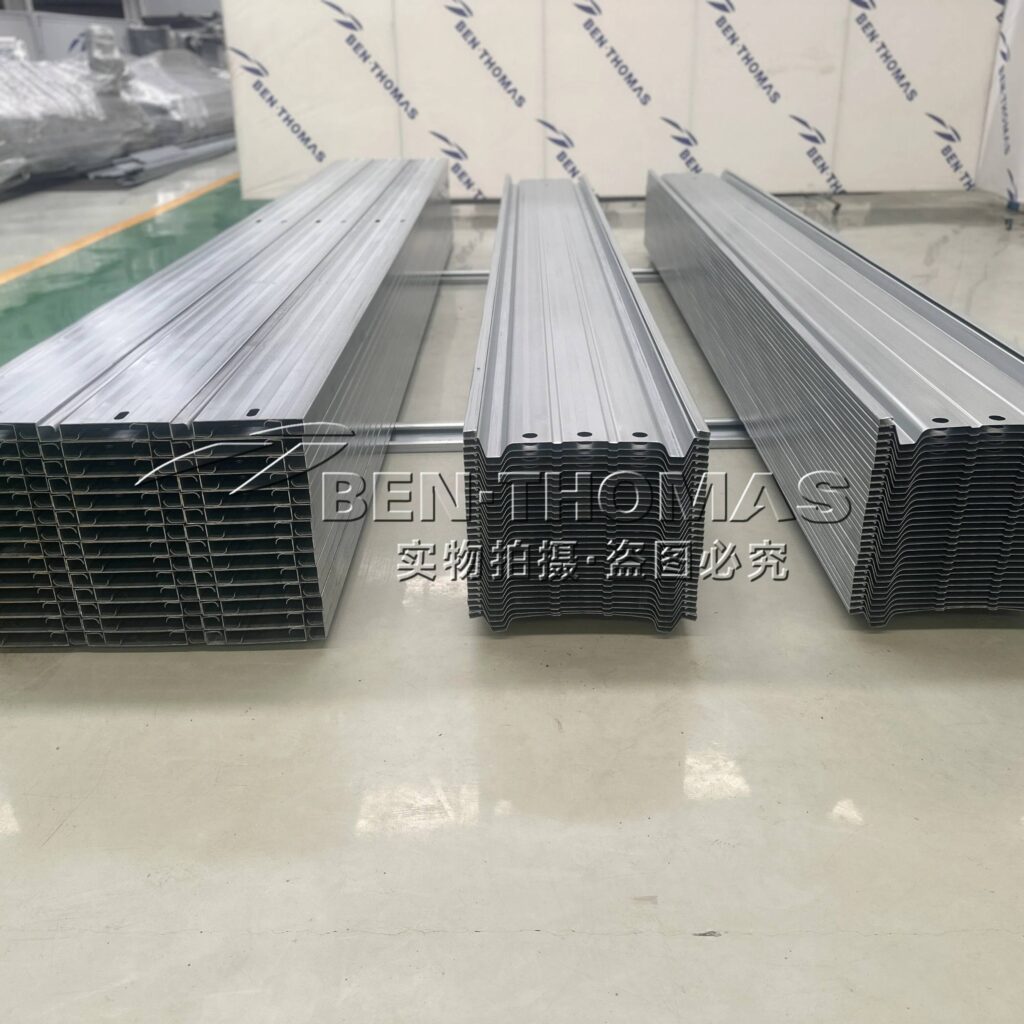 collecting electrodes roll forming machine