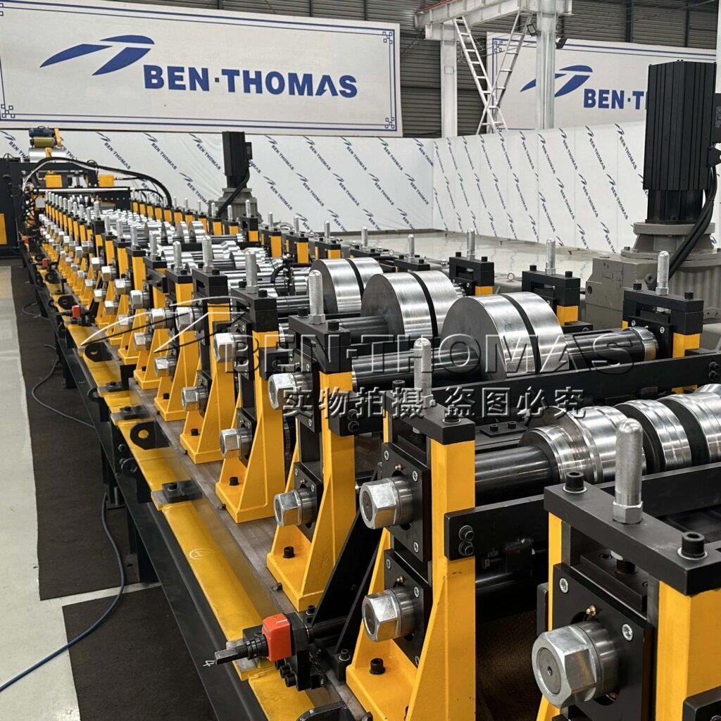 Scaffolding plank roll forming line